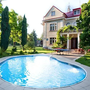 Hotell Marie - Luisa Prag